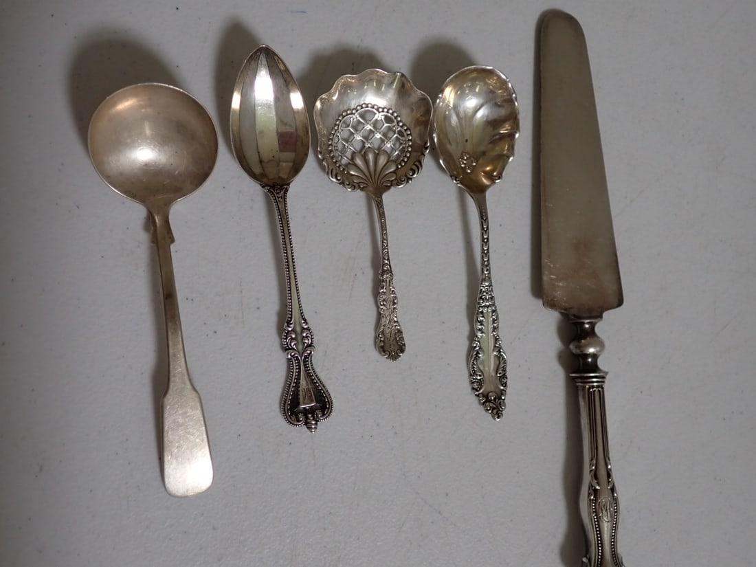 Sterling Silver Serving Pieces and Grapefruit Spoon (1 of 14)