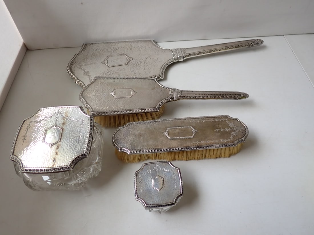 5 Piece Sterling Silver Wallace Woman's Dresser Set (1 of 17)
