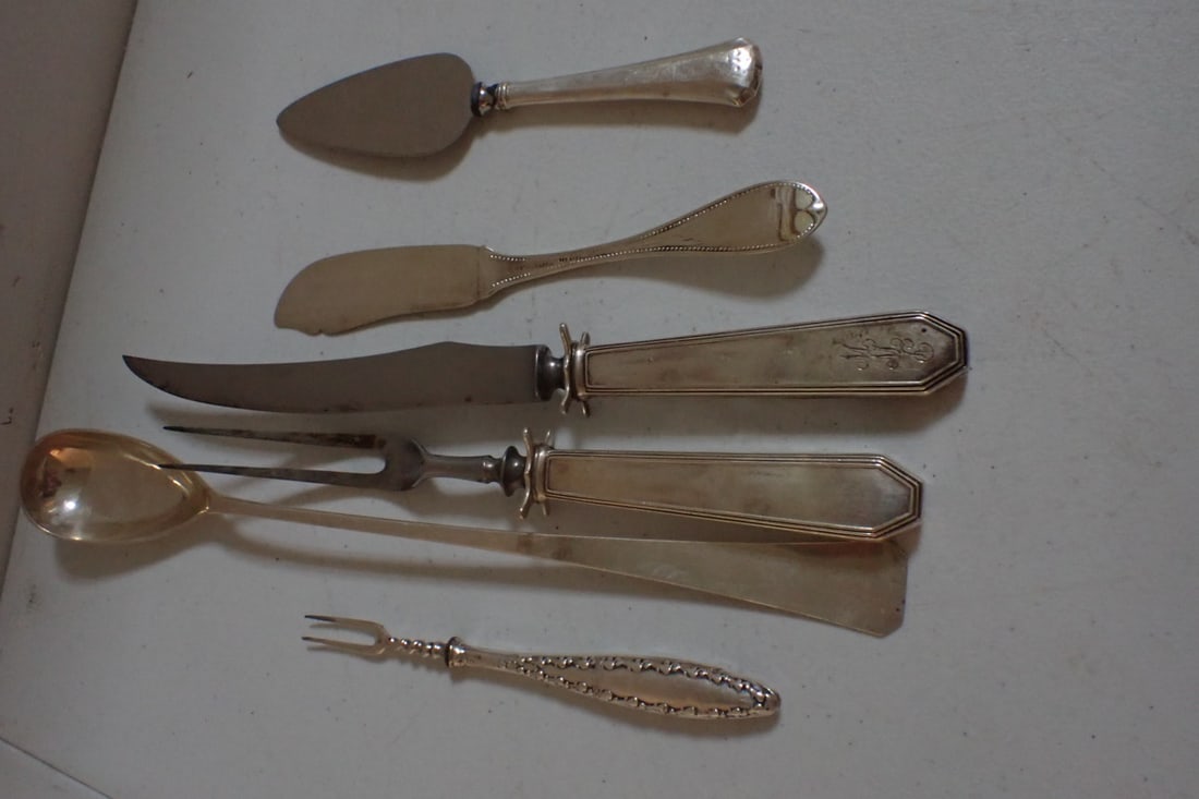 Sterling Silver Serving Spoon, Carving set and other pieces (1 of 11)
