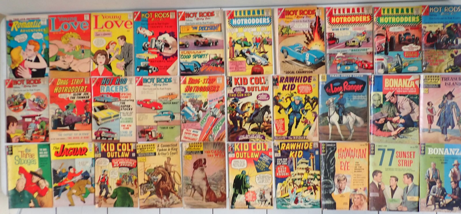 TV Show, War, Hot Rod, Archie, Dennis the Menace. etc. Comic Books (1 of 11)