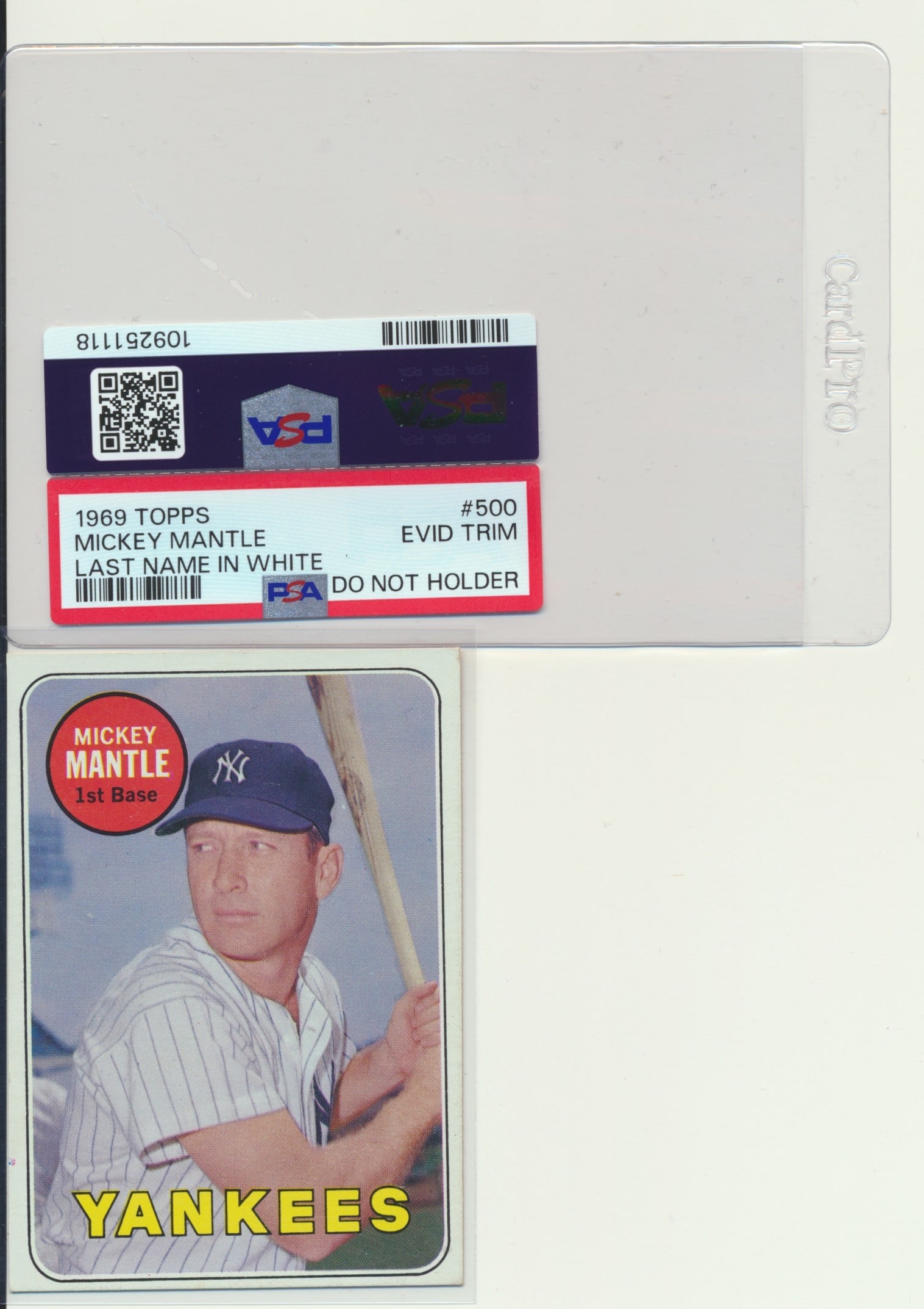 1969 Topps # 500 Mickey Mantle - Last Name in White (1 of 2)