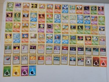 1999 Pokemon Base Set Non Holo Near Complete