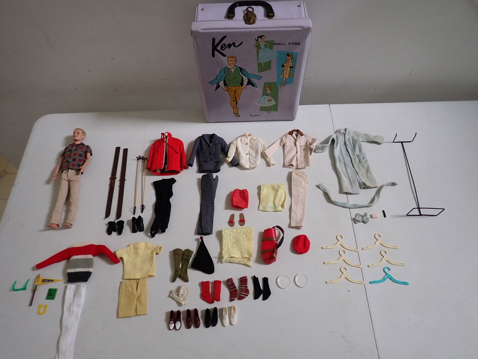 60's Ken Doll Flocked Hair, Clothing, Case & Accessories (1 of 14)
