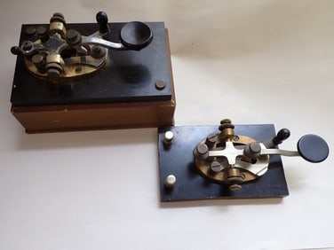 2 Brass/metal Telegraph Key