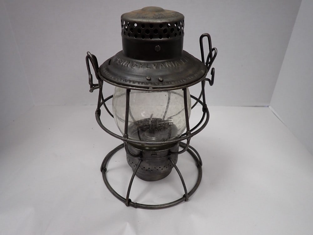 Adlake Reliable Lantern (1 of 3)