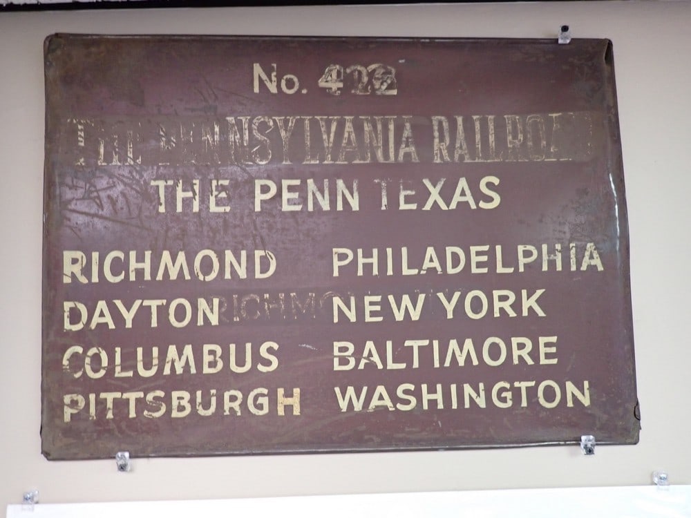 No. 422 PRR - The Penn Texas Metal Sign: No. 422 Pennsylvania Railroad - The Penn Texas Metal Sign. 18"x 24" Paint has faded/may have some repainting
