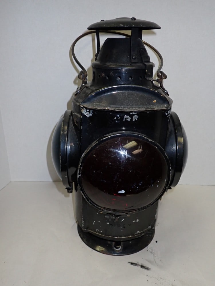 CPR Caboose Lantern (1 of 6)