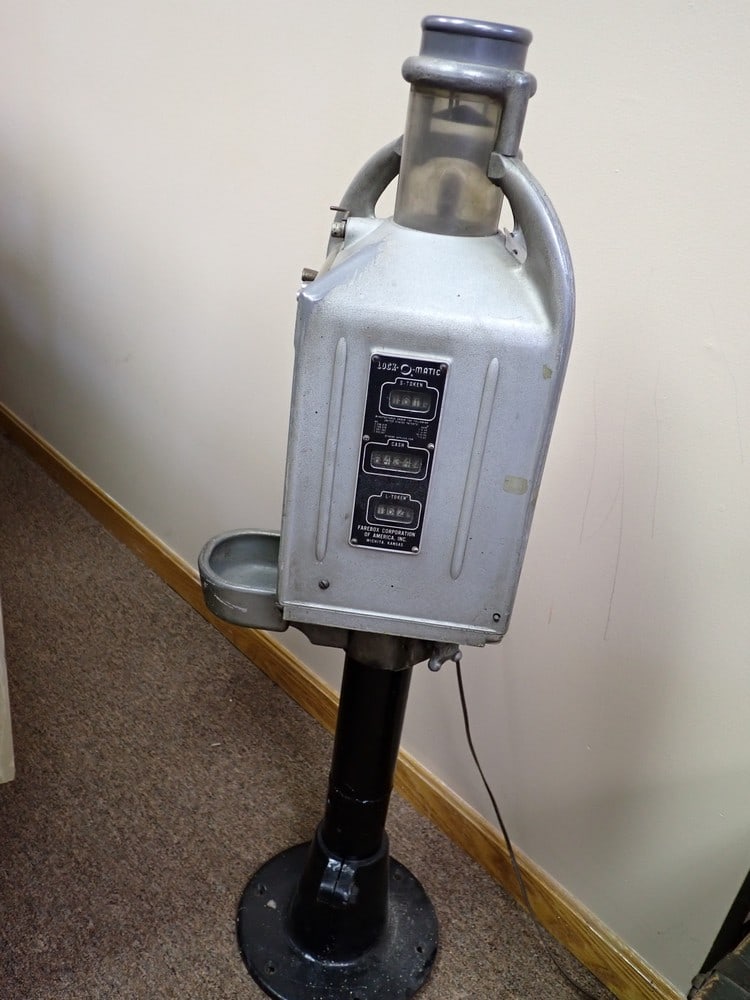 Walk-O-Matic Iron Fare Box (1 of 7)