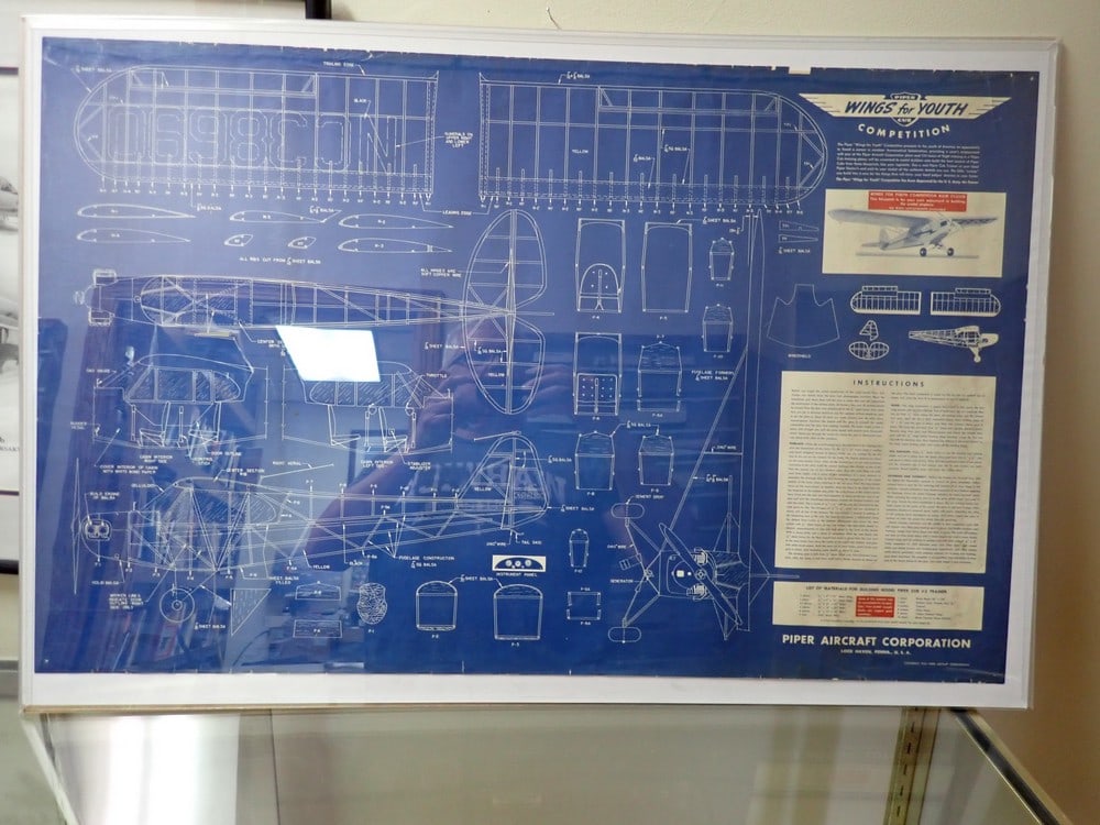 Piper Aircraft Wings for Youth competition poster (1 of 7)