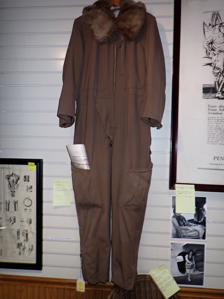Winter Flying Uniform WWI Army/Aviation (1 of 3)