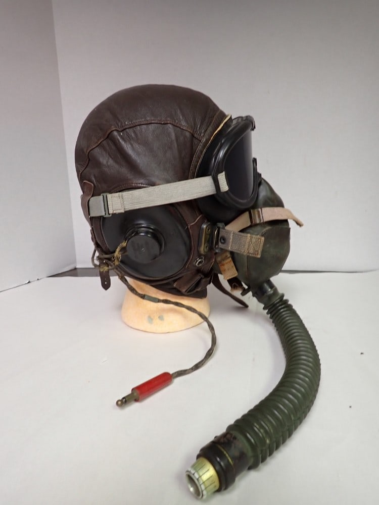 R.A.F. Leather WWII Leather Helmet with goggles and mask (1 of 8)
