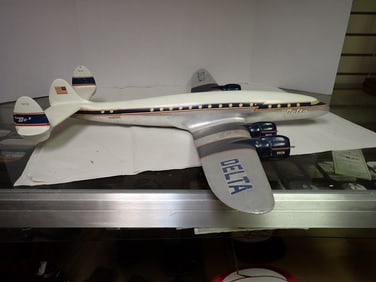 Delta Metal 4 Prop Airplane