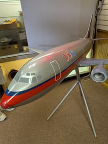 Large US Air Model Airplane