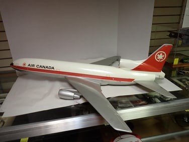 Large Air Canada Resin L-1011 Model
