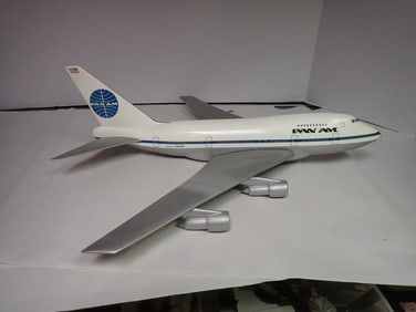 Pan Am Boeing 747 Resin Airplane