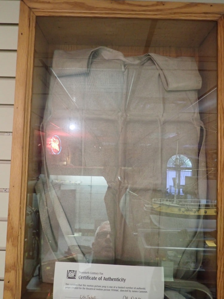 Titanic Movie Prop Life Vest (1 of 7)
