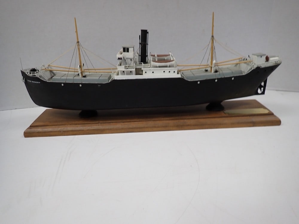 "Lake Dancey" Tramp Steamer Model - Helge Anderson (1 of 8)