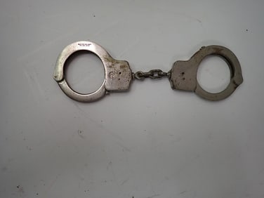 Peerless Handcuff Co. Patent 1915 Handcuffs