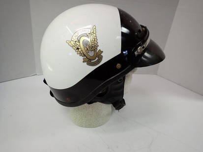 "California Highway Patrol" marked helme: Police Helmet With Visor Police Helmet with "California Highway Patrol" markings. Black and White helmet with visor with "CHP" Decals. Has some scuffing and crack in visor