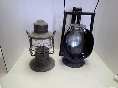 Dietz Railroad Lantern with Handle