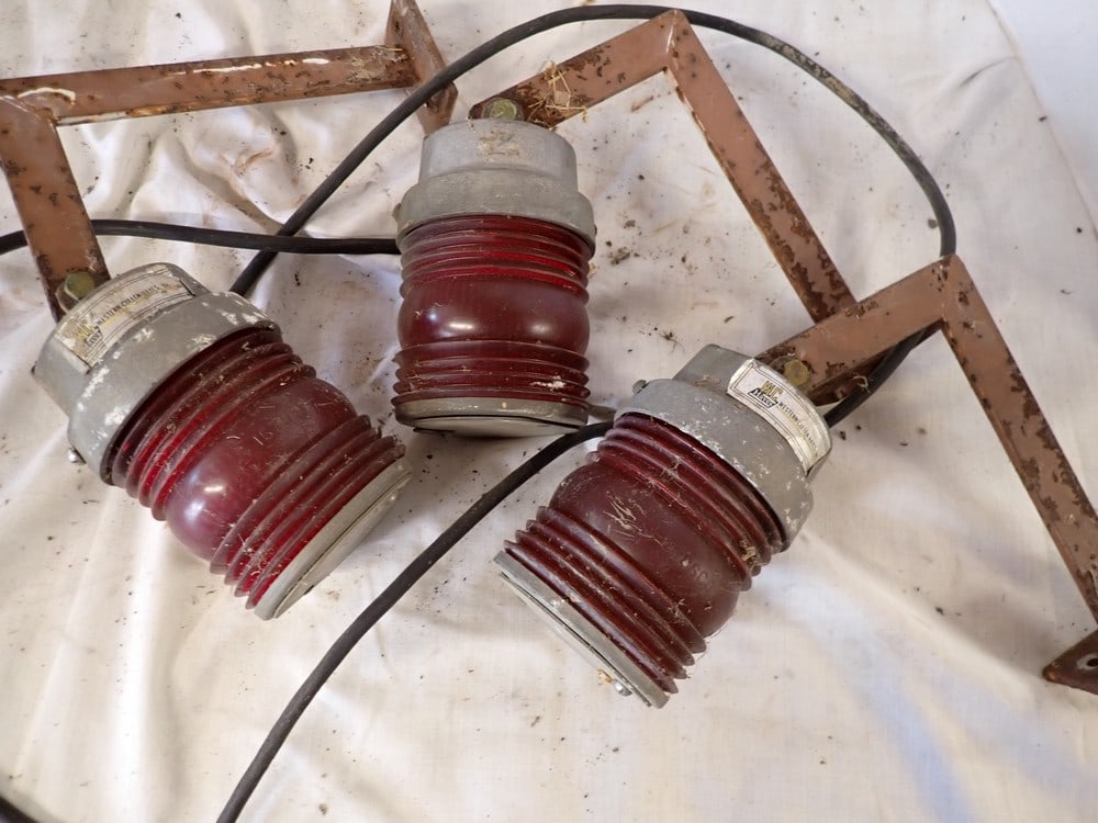 3 Railroad Crossing Gate Signal Lights (1 of 7)