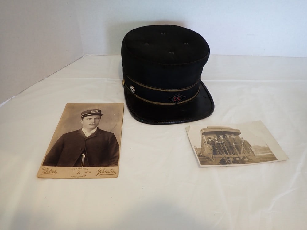 Antique Lehigh Valley R.R. Cap Pill Box Style Cap (1 of 8)