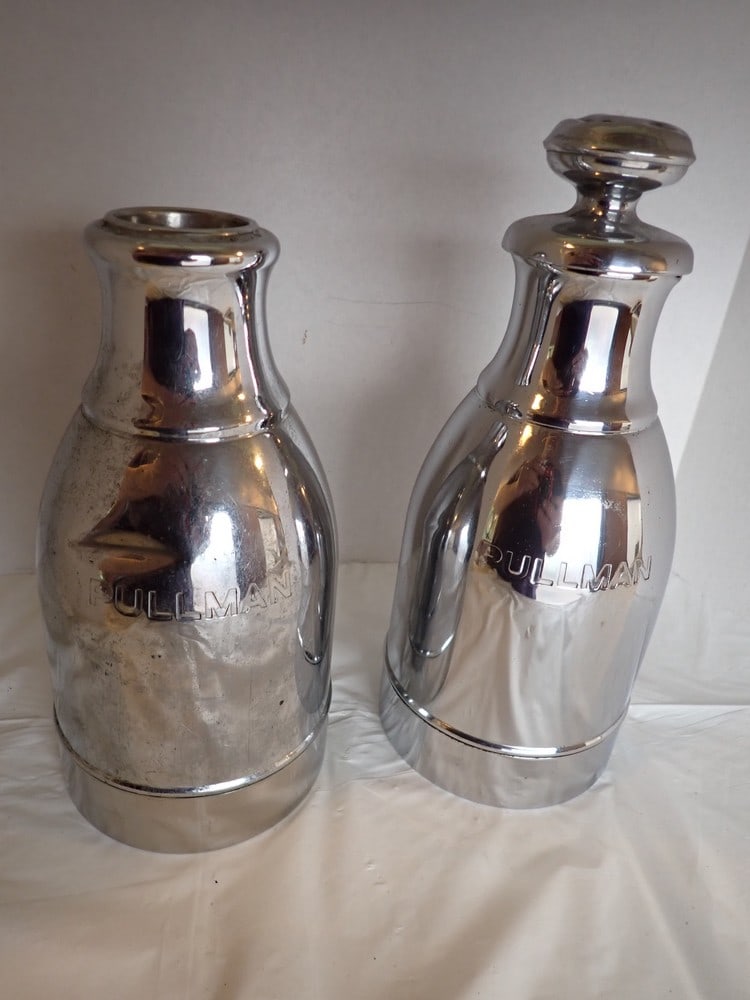 2 Pullman Carafes Silver Plated marked "Pullman" (1 of 6)