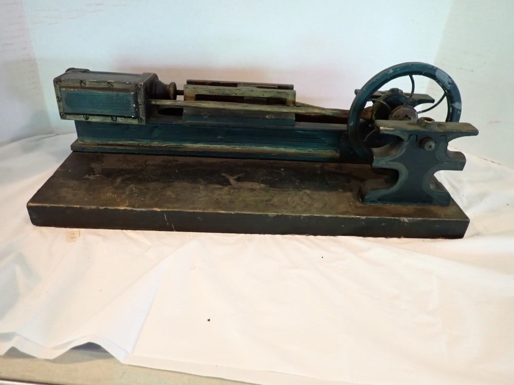 Vintage Steam Engine Cylinder Model (1 of 6)