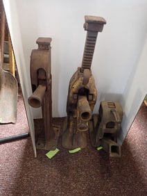 3 Railroad Metal Jacks