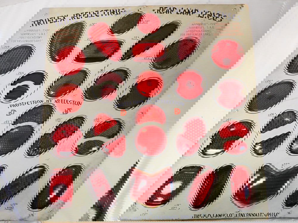 "Triflex Reflecting Rear Lamp Lenses" Store Display (1 of 7)