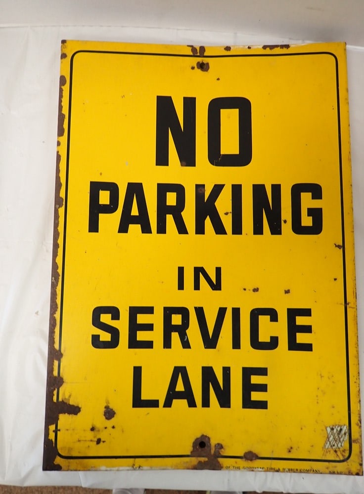 "No Parking in Service Lane" metal sign (1 of 7)