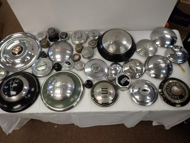 Vintage, assorted hubcaps