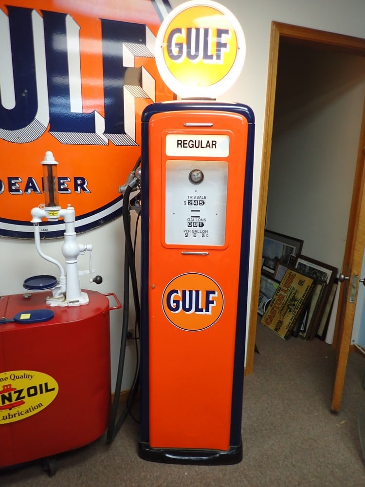 Gulf Gas Pump (1 of 14)