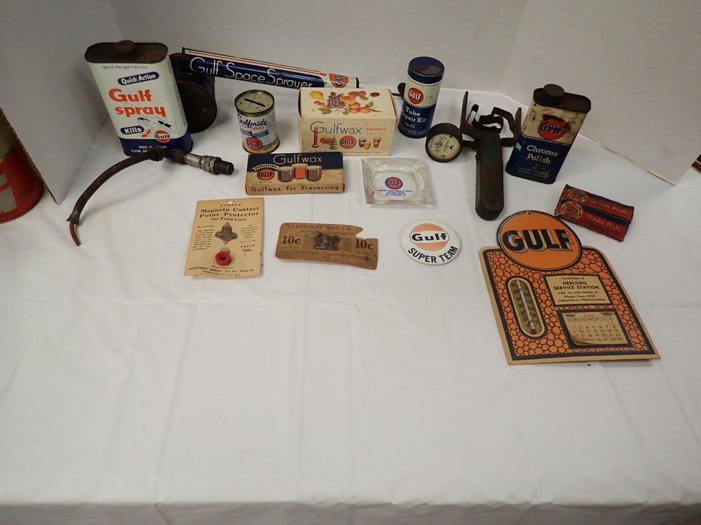 "Gulf Oil" Memorabilia (1 of 10)