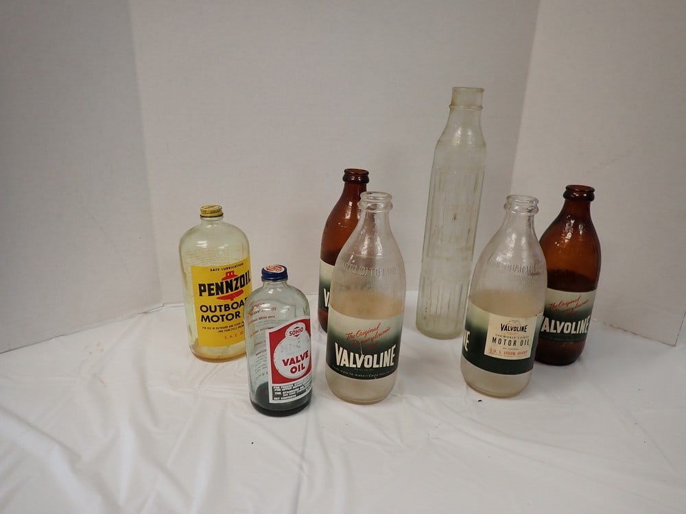 Vintage "Shell" Motor Oil & other bottles: 4 Valvoline Bottles 15" - 7" & 2 others, shows wear