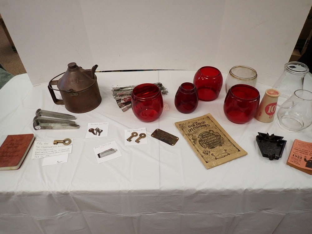 Railroad Globes, keys, etc.: P.R.R. Ashtray; "Penn Central" can