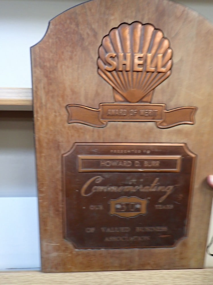 "Shell" Wooden Merit Award sign: 20 1/2 x 14"W