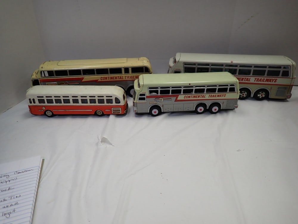 3 Continental Trailways Buses & 1 City Bus (1 of 11)