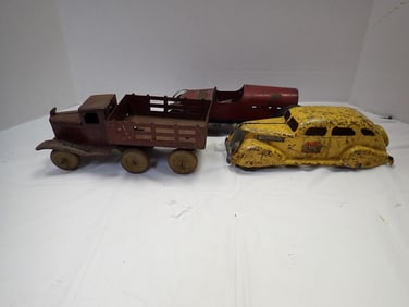 Structo & other tin toys