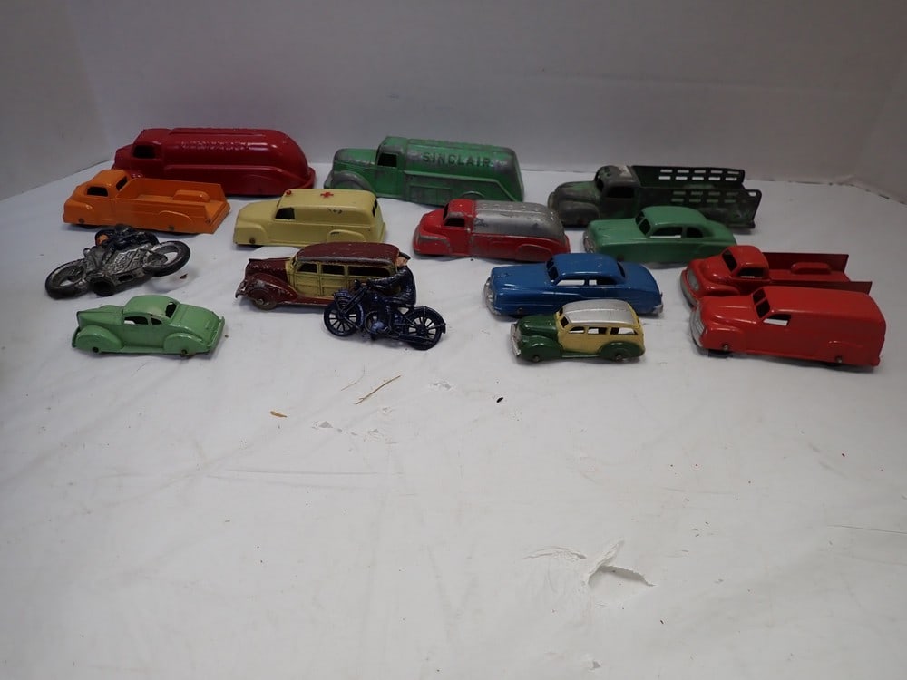 Vintage Tootsie Toy & other metal toys: Texaco gas trucks; metal motorcycles