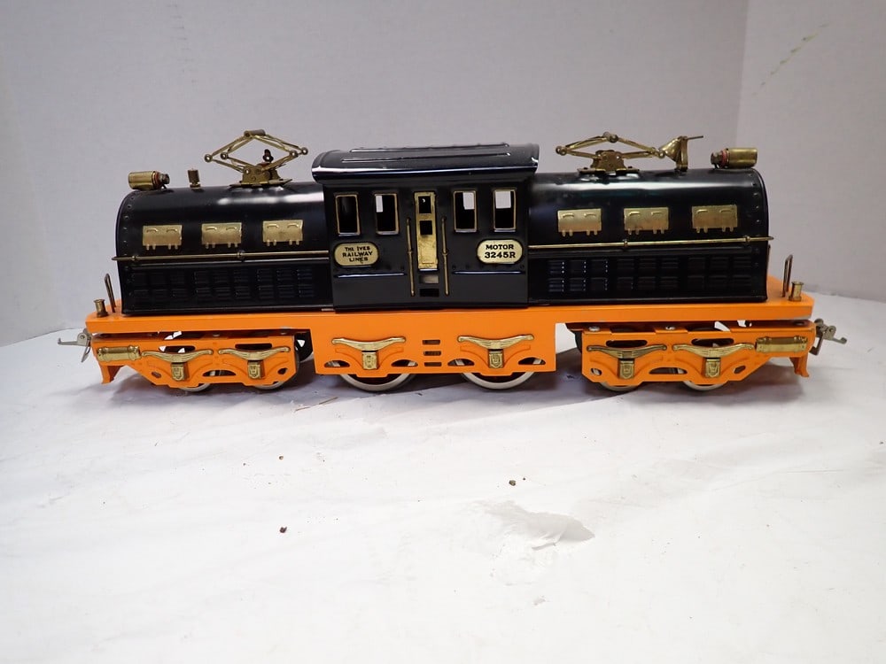 Ives Railway Line - Motor 32450R Train Engine (1 of 5)