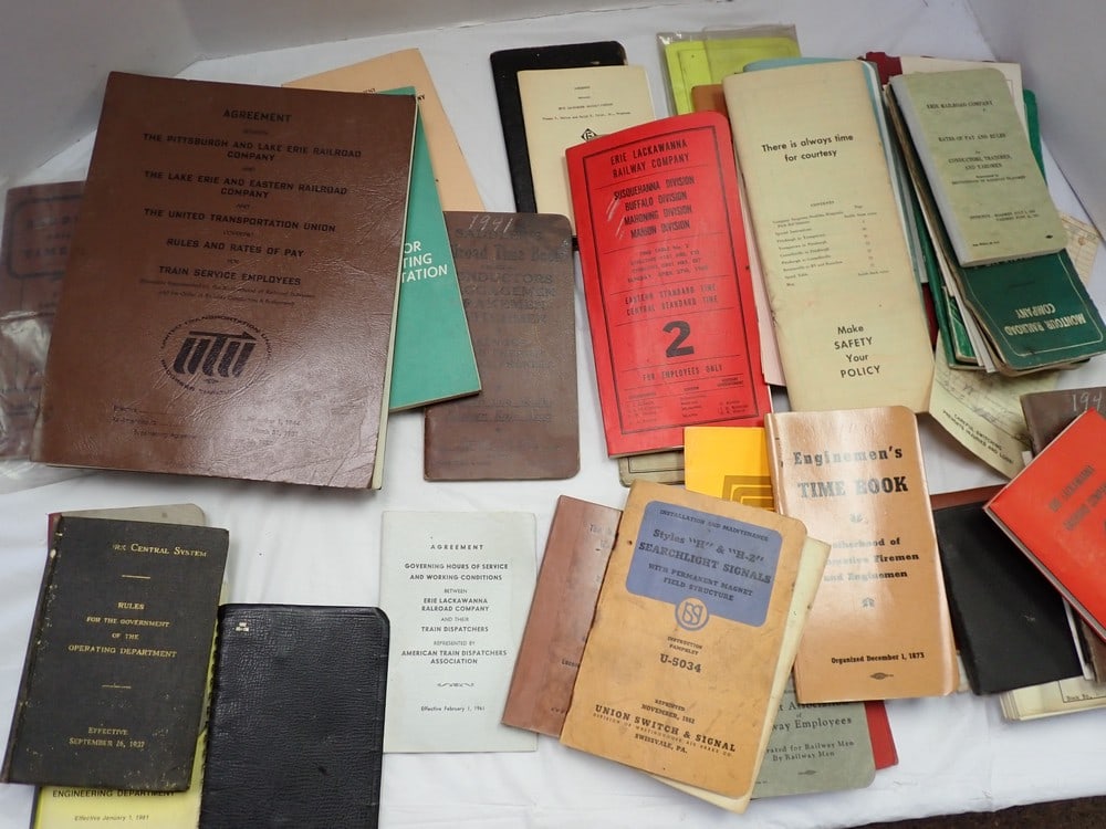 Railroad Employee Timetables & Ephemera (1 of 5)