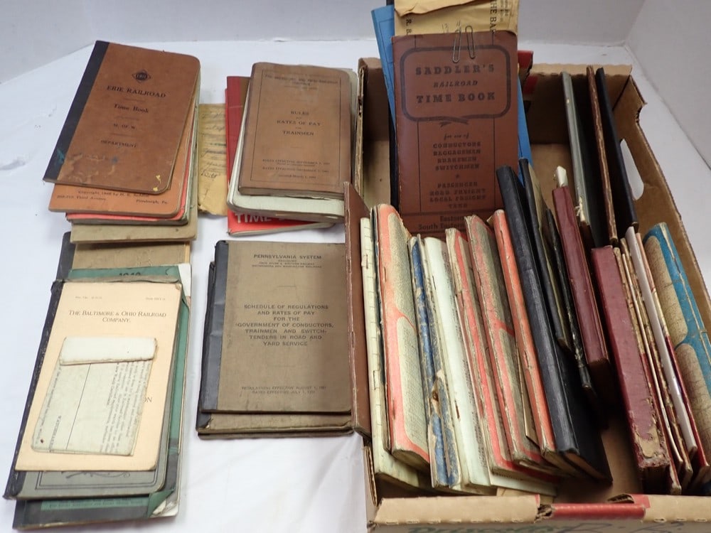 Railroad Employee Timetables & other books (1 of 6)