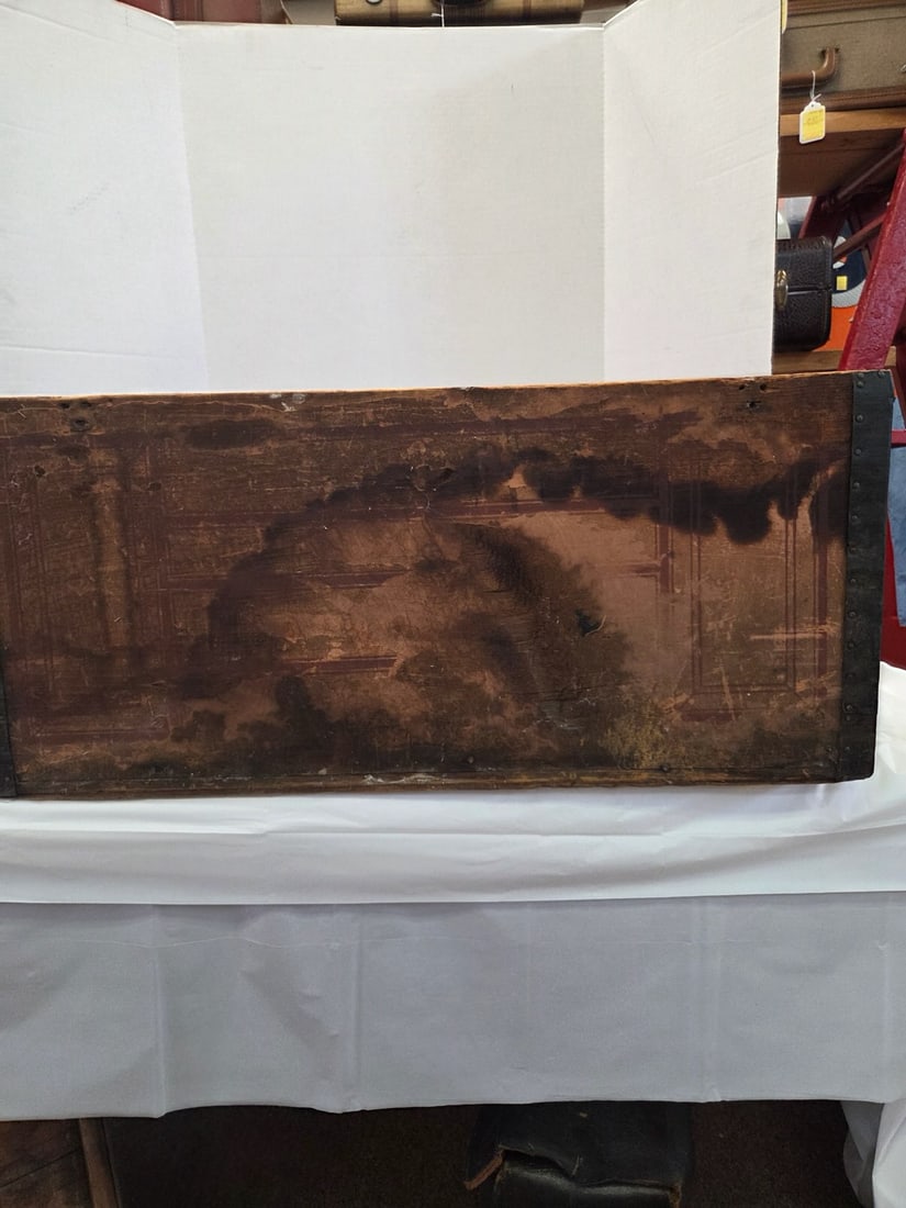 Civil War era trunk (1 of 11)