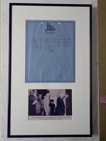 Laurel & Hardy image with Laurel signed letter