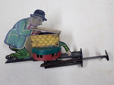 Laurel and Hardy Tin Litho Sparkler Toy