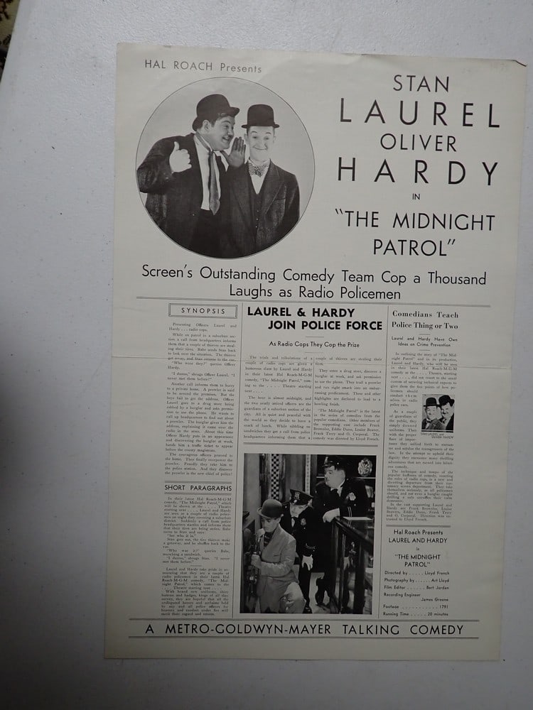 1933 Laurel and Hardy Movie Press Sheet/Brochure (1 of 5)