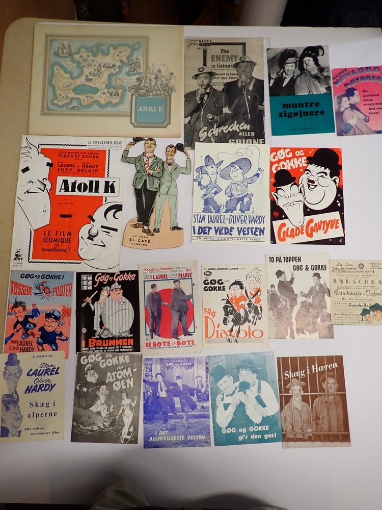 Laurel and Hardy French, Danish & Other Promotional: Materials. Programs, Cafe Standup Figure, Publicity Material.