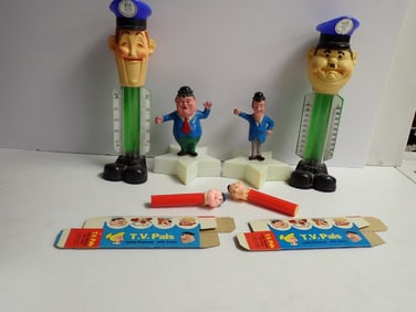TV Pals Candy Dispensers, Coin Banks Laurel & Hardy