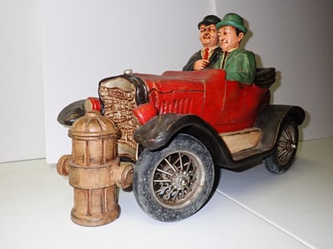 Laurel and Hardy Resin Statue Car with Fire Hydrant